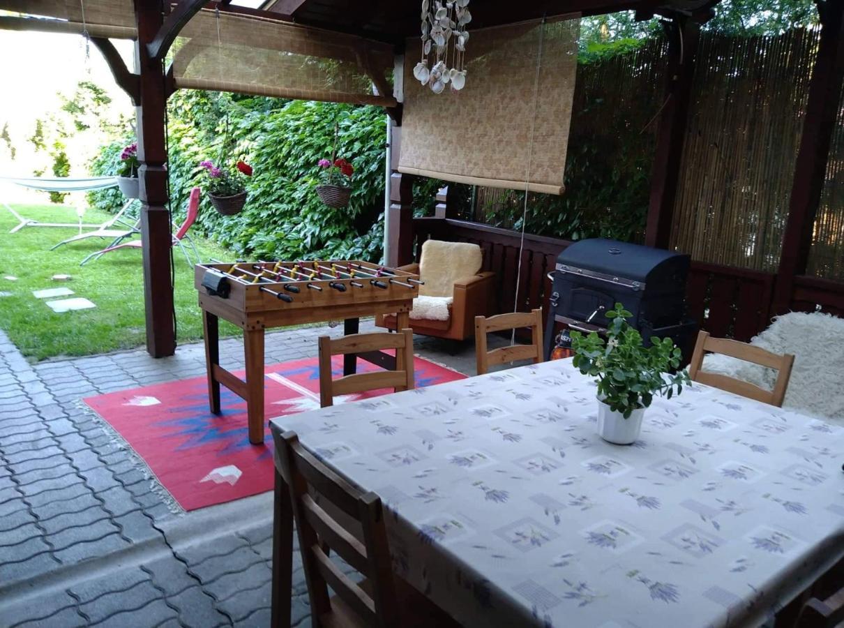 Liliána Vendégház Balatonfůzfő Esterno foto
