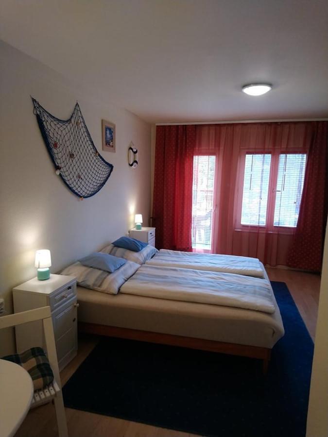 Liliána Vendégház Balatonfůzfő Esterno foto